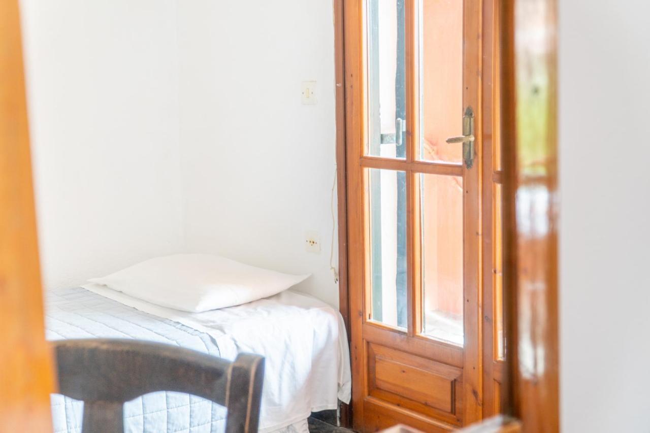 Arianna Studio Ground Floor 8 ปาเลโอกัสไตรซา ภายนอก รูปภาพ